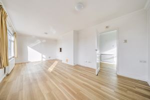 Living Room- click for photo gallery